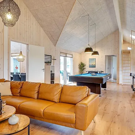 別荘 5 Star Holiday Home In Grenaa